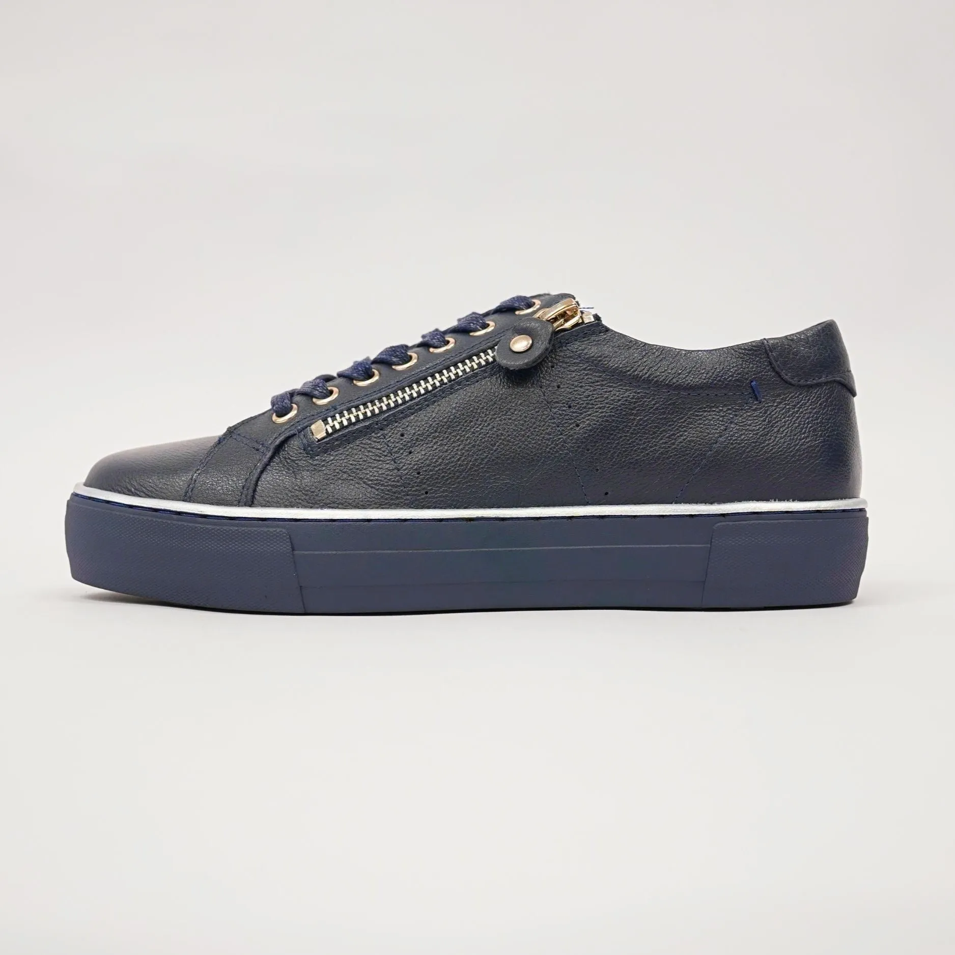 Froggy Navy Leather Sneakers