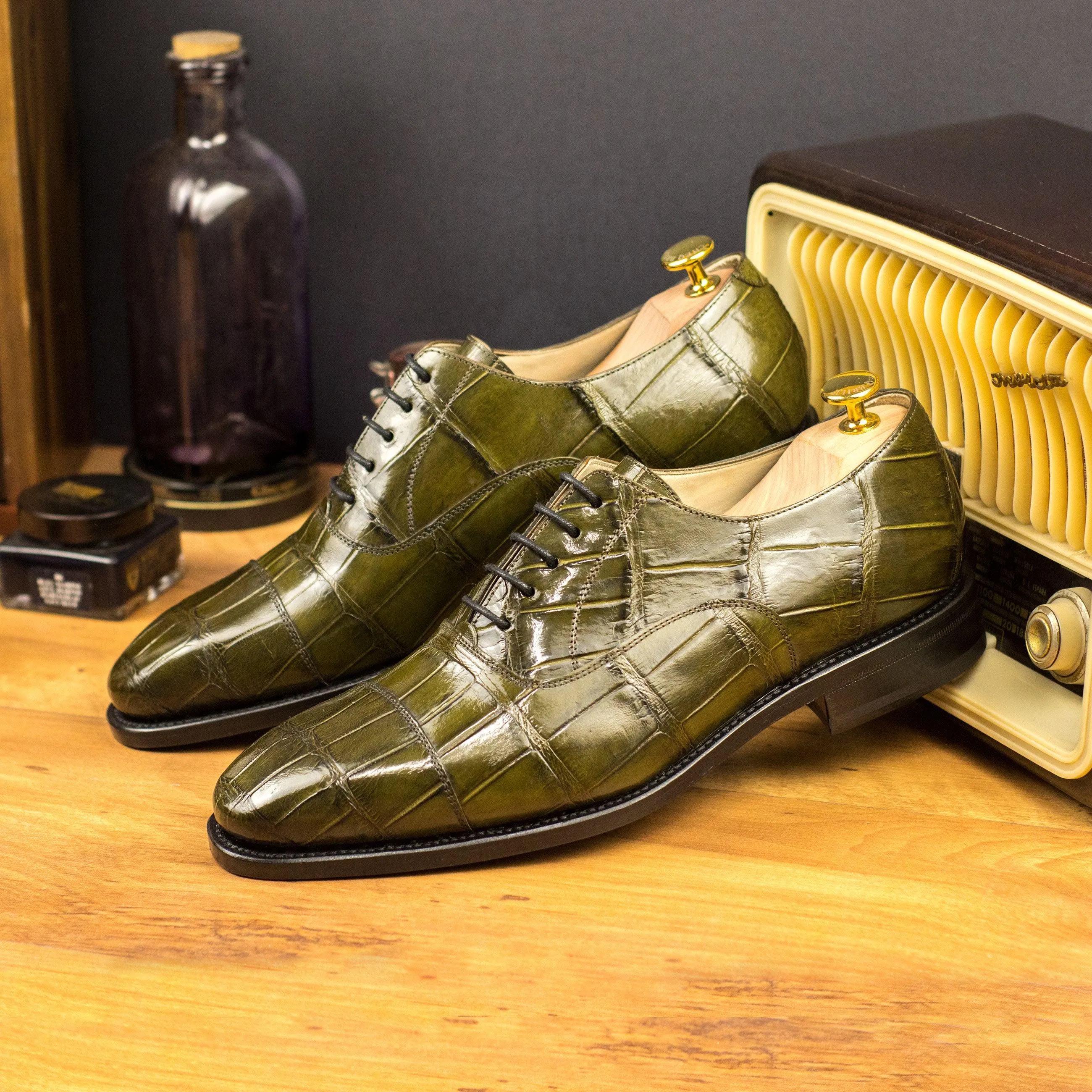 Olive Green Alligator Oxford Shoes