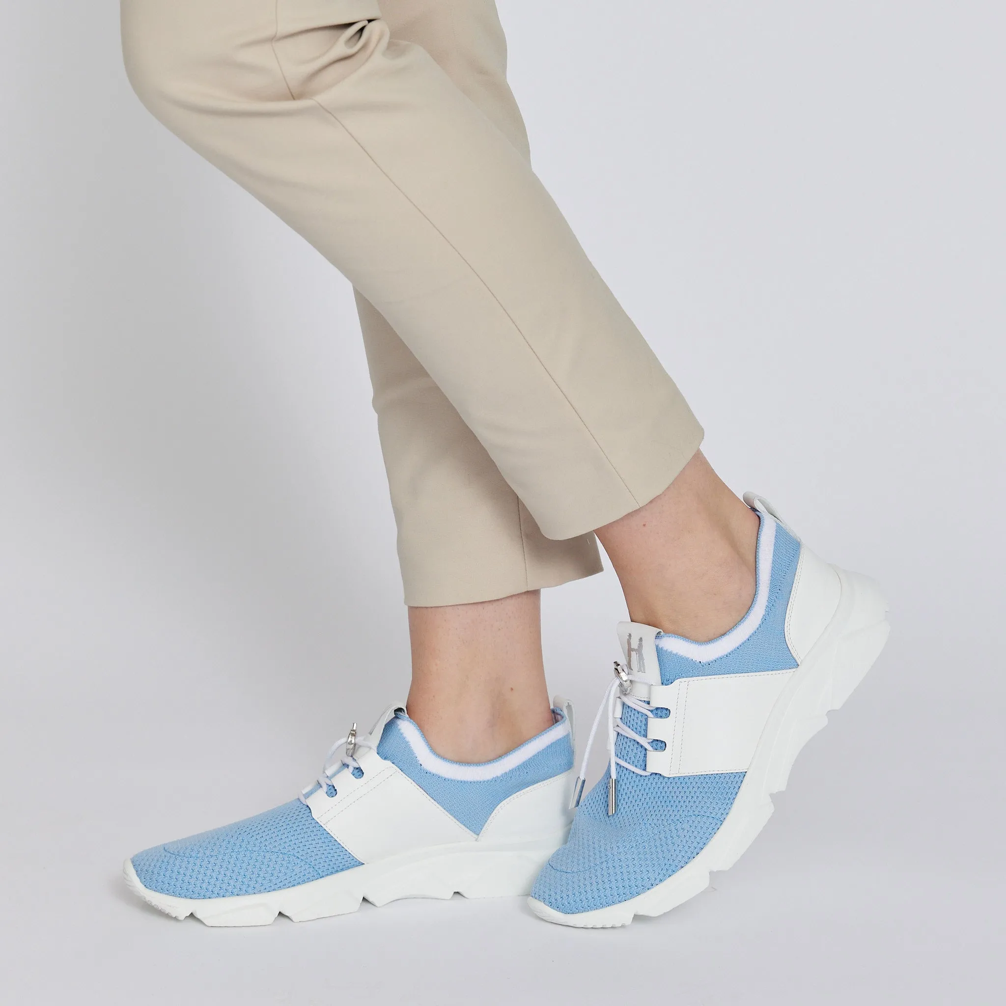 Perla Mesh Sneaker in Sky Blue