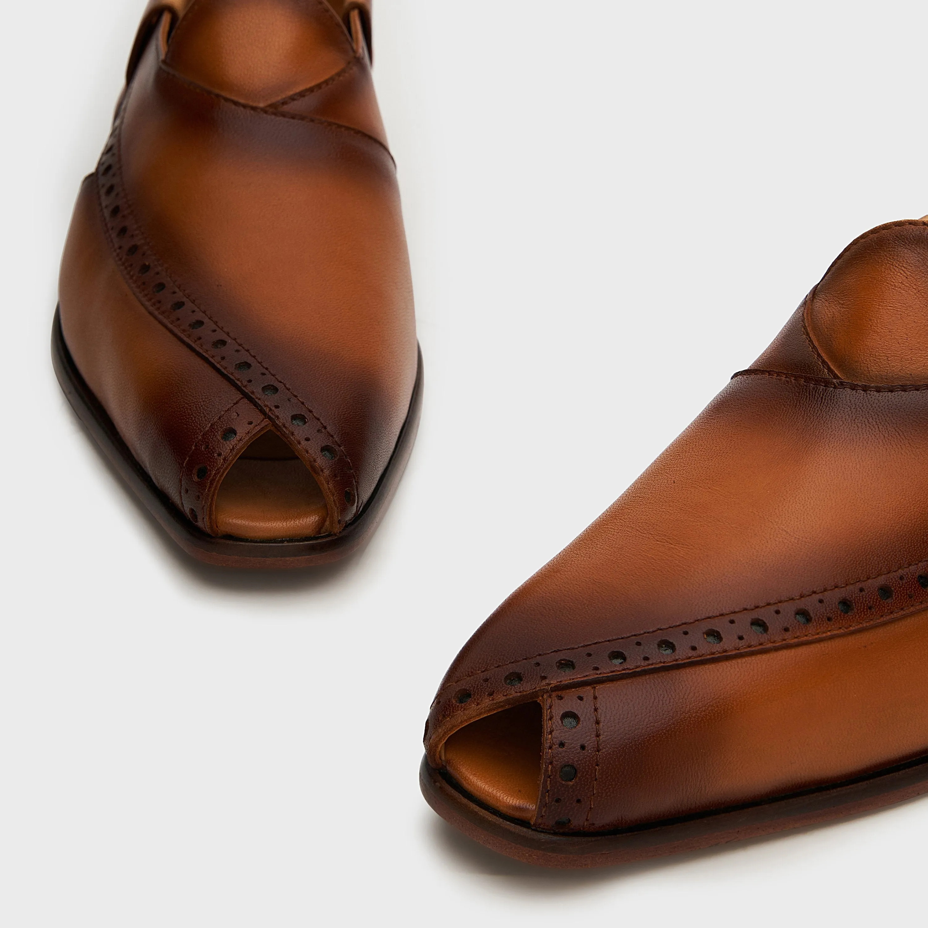 Peshauri Brogue | British Tan Leather