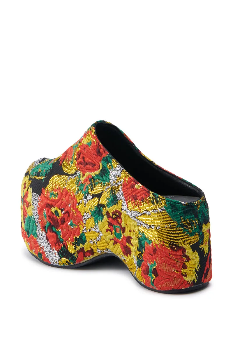 VESTA-MULTI BROCADE FLATFORM CLOG